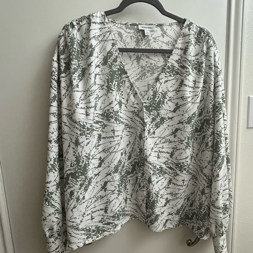 Nordstrom Olive and White Abstract Blouse 1X